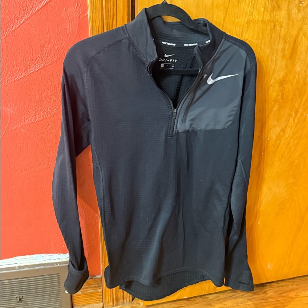Men’s Black vintage Nike Dri Fit 3/4 zip ; Pull Over athletic Jacket / workout
